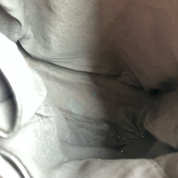 Frye & Co. Brown Leather Floral Embossed Bucket Bag Drawstring Crossbody Purse - Picture 13 of 15